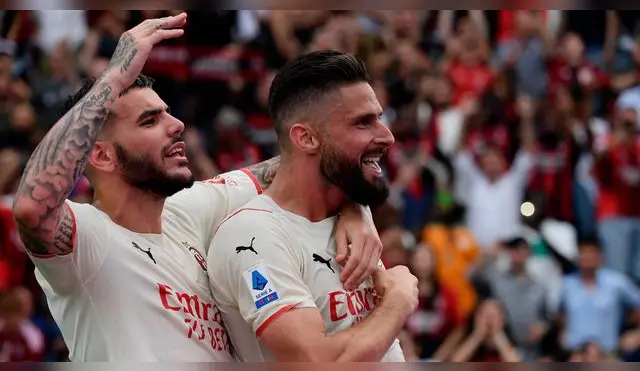 Los franceses Giroud y Hernández festejan en el triunfo del AC Milan Los franceses Giroud y Hernández festejan en el triunfo del AC Milan