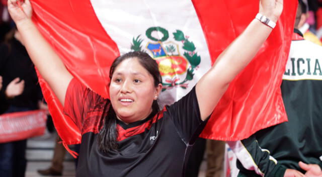 Pilar Jaúregui ganó la medalla de oro en Canadá Para Badminton International
