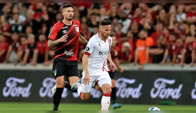 Athletico Paranaense empató frente a Estudiantes