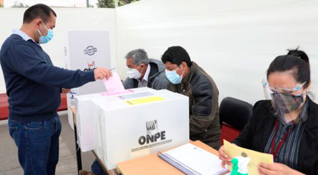 Elecciones 2022: ¿Hasta que edad es obligatorio votar el próximo 2 de octubre? Elecciones 2022: ¿Hasta que edad es obligatorio votar el próximo 2 de octubre?