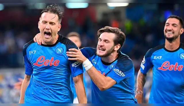 Napoli y Liverpool se enfrentan en el estadio Diego Armando Maradona de Nápoles