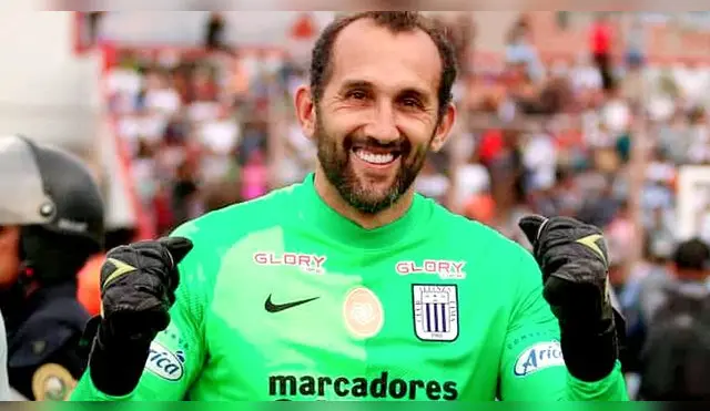 Estuvo en todas. Hernán Barcos hizo el gol y luego lo defendió en el arco.