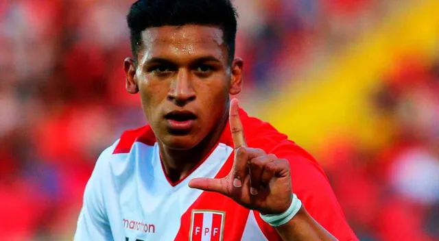Fernando Pacheco dejó el FC Emmen, pero no regresará a Sporting Cristal. Foto: AFP