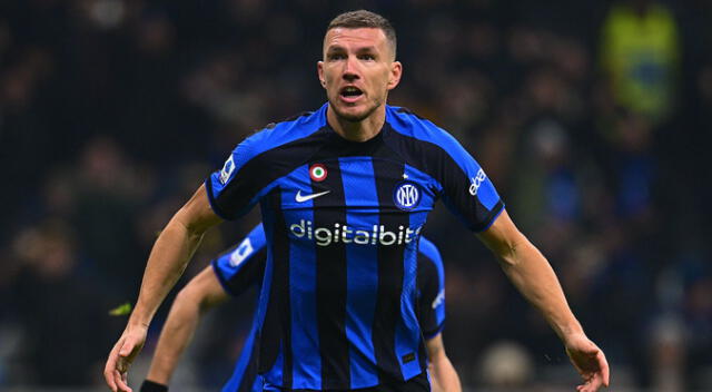 Edin Džeko le dio el triunfo 1-0 al Inter sobre Napoli
