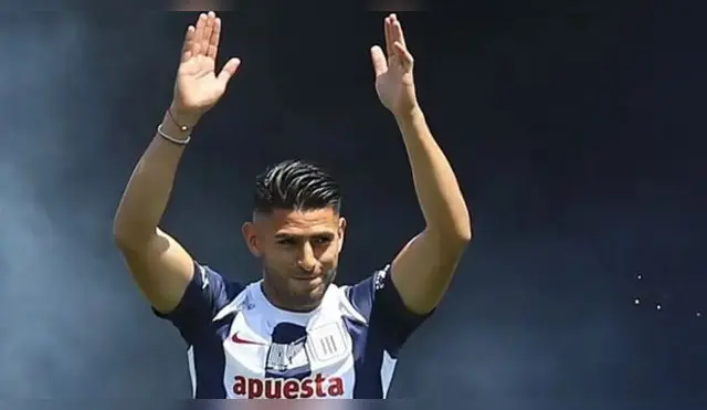 Carlos Zambrano firmó con Alianza Lima hasta fines del 2024.