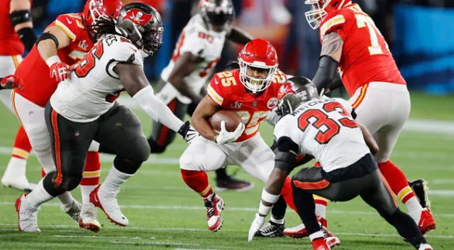 Cientos de miles estarán pendientes del resultado del Super Bowl. Foto: EFE