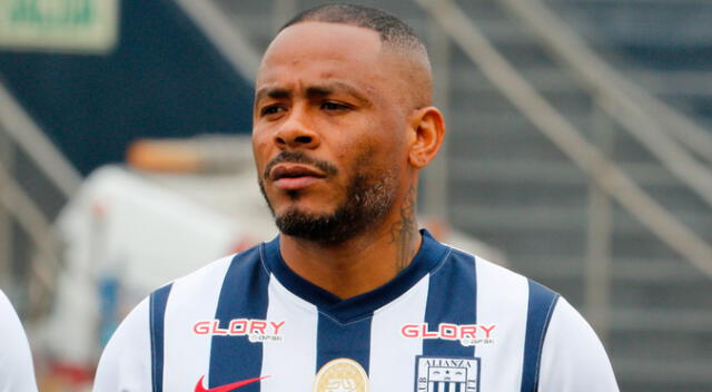 Wilmer Aguirre es presentado como flamante fichaje de club campeón peruano