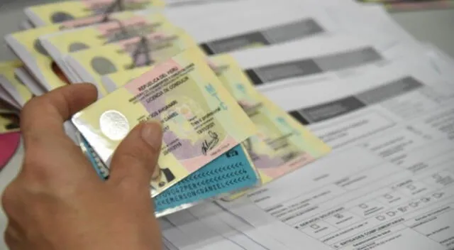 Edad máxima para solicitar licencia de conducir Edad máxima para solicitar licencia de conducir