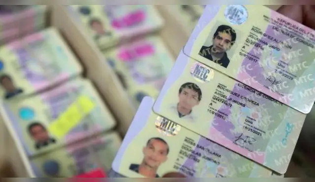 Pasos para solicitar tu licencia de conducir y manejar en el extranjero