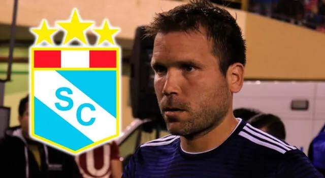 Renzo Revoredo regresó a Sporting Cristal