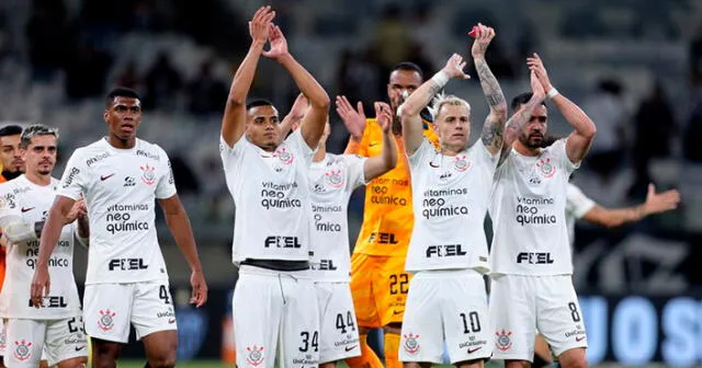 Corinthians afrontará el partido ante Universitario con varios suplentes Corinthians afrontará el partido ante Universitario con varios suplentes
