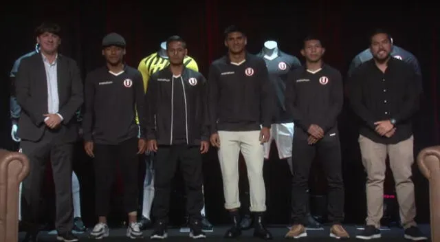 U presenta camiseta por los 99 años