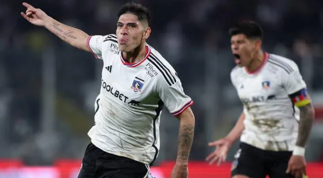 Colo Colo volteó el partido y consiguió una importante victoria 3-1 sobre Huachipato. Colo Colo volteó el partido y consiguió una importante victoria 3-1 sobre Huachipato.