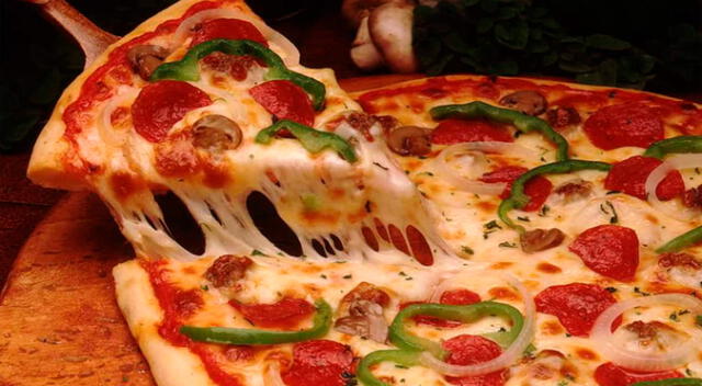 Conoce le life hack definitivo para calentar pizza congelada como los expertos. Conoce le life hack definitivo para calentar pizza congelada como los expertos.