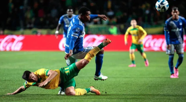 Defensa y Justicia y Emelec jugaron por la Copa Sudamericana