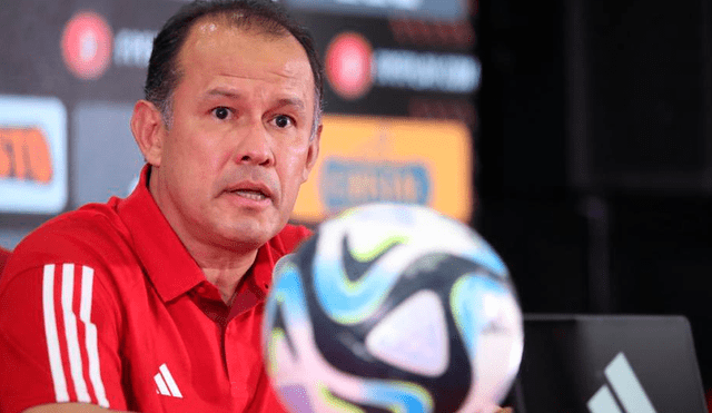 Juan Reynoso tiene casi lista su primera convocatoria. Foto: selección peruana Juan Reynoso tiene casi lista su primera convocatoria. Foto: selección peruana