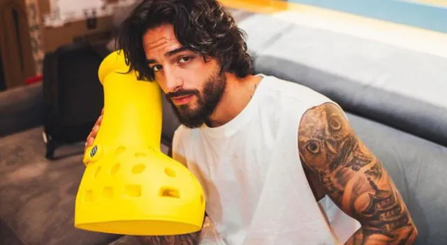 El colombiano Maluma remeció las redes sociales con candentes fotografías en Instagram.