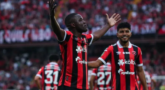 Alajuelense derrotó a Saprissa por el Apertura de Liga Promerica 2023 Alajuelense derrotó a Saprissa por el Apertura de Liga Promerica 2023