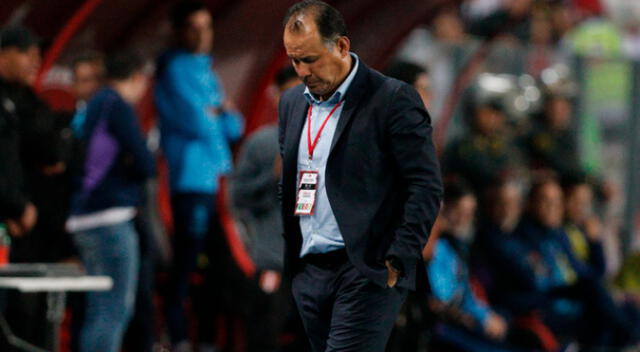 Inminente salida de Juan Reynoso de la selección peruana