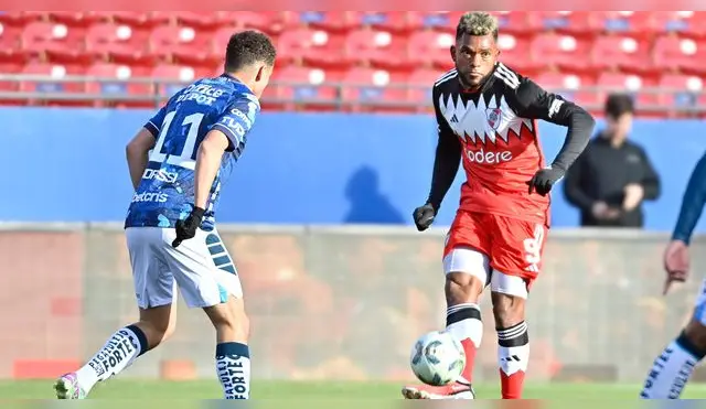 Miguel Borja marcó el primer gol de River ante Pachuca.