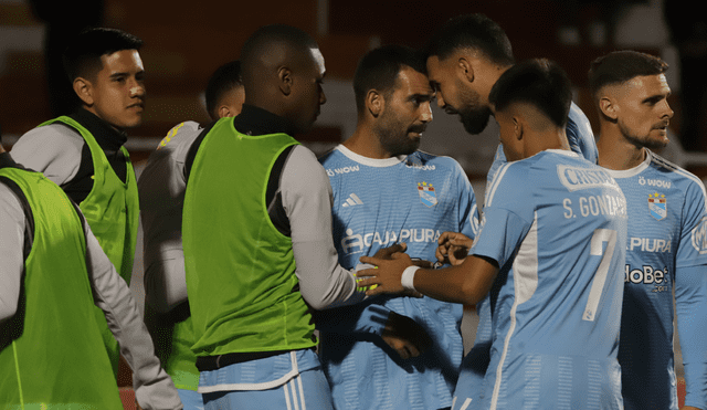 Sporting Cristal ha hecho debutar a algunos jugadores jóvenes este 2024. Sporting Cristal ha hecho debutar a algunos jugadores jóvenes este 2024.