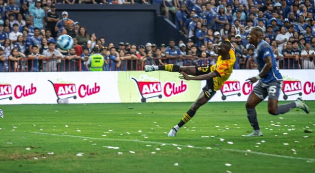 Barcelona chocó con Emelec.