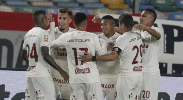Universitario aplastó a Comerciantes Unidos por el Torneo Apertura