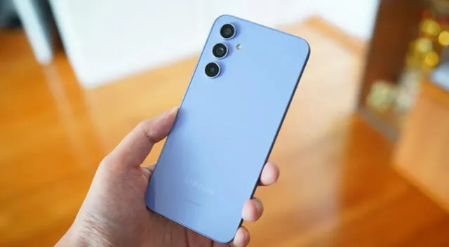 Conoce las diferencia entre el Samsung Galaxy A54 y el Galaxy A55 en el 2024. Conoce las diferencia entre el Samsung Galaxy A54 y el Galaxy A55 en el 2024.