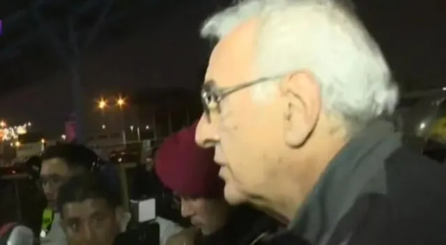 Jorge Fossati respondió a los medios peruanos tras la eliminación de la Copa América. Jorge Fossati respondió a los medios peruanos tras la eliminación de la Copa América.
