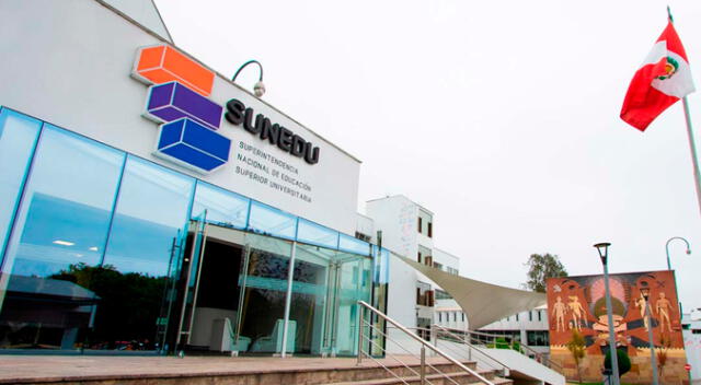Sunedu anuncia nueva ley para el bachillerato automático en el 2025. Sunedu anuncia nueva ley para el bachillerato automático en el 2025.
