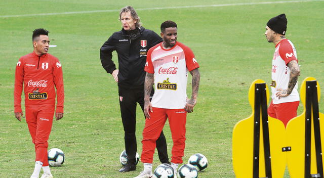 Jefferson Farfán participó de cinco eliminatorias con Perú