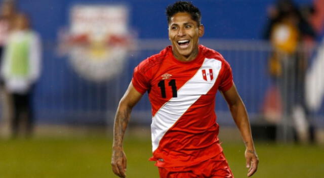 Raúl Ruidíaz sorprende con su futuro futbolístico en medio del mercado de pases.