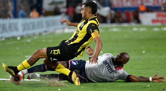 Nacional y Peñarol chocaron por el clásico del fútbol uruguayo.