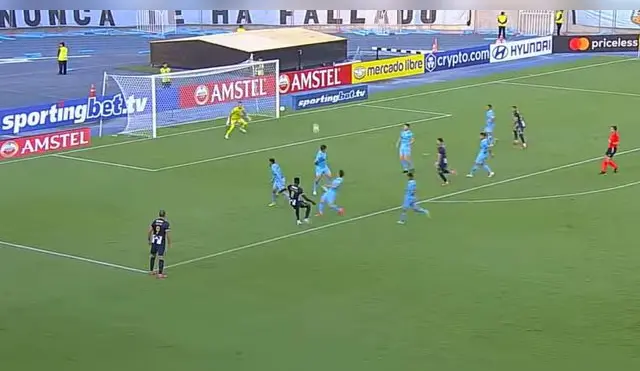 Eryc Castillo anotó el 2-0 con remate desde el área grande