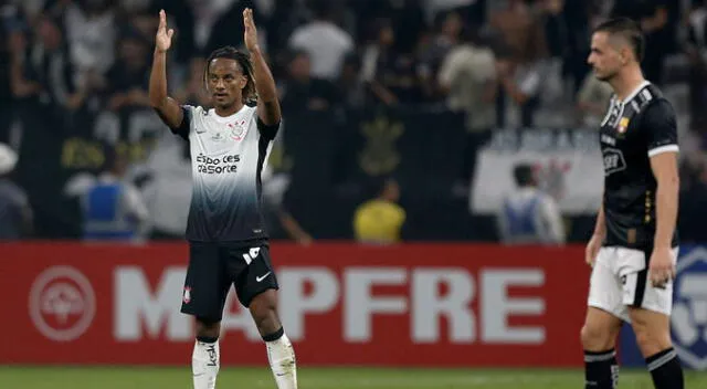 Corinthians ganó a Barcelona SC, pero por el global quedó eliminado de la Libertadores