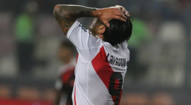 Hinchas de la selección peruana no pueden creerlo.