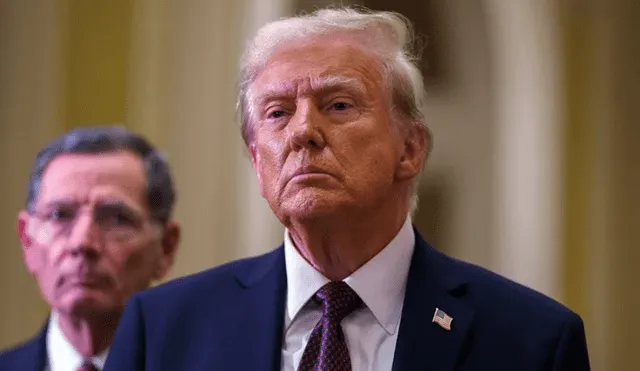 200 exfuncionarios advirtieron mediante una carta expresando "abuso de poder" por parte del presidente. 200 exfuncionarios advirtieron mediante una carta expresando "abuso de poder" por parte del presidente.