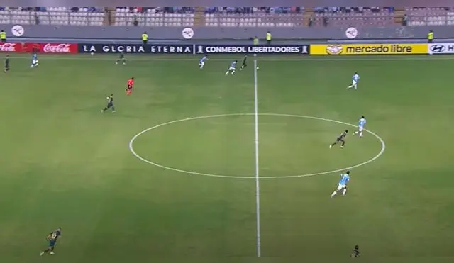 Así reaccionó narrador del Sporting Cristal vs. Bolívar ante cánticos.