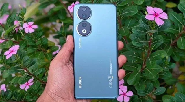 El HONOR 90 5G es el teléfono de gama media más buscado, puesto que su precio ha bajado y supera en todo al Galaxy A56 de Samsung. El HONOR 90 5G es el teléfono de gama media más buscado, puesto que su precio ha bajado y supera en todo al Galaxy A56 de Samsung.