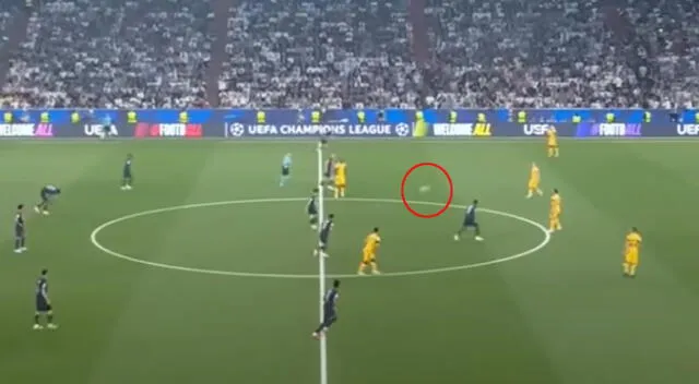 La curiosa jugada inicial de PSG ante Inter causó revuelo.