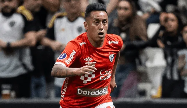 Christian Cueva dejará Cienciano para fichar por Emelec con un salario superior.