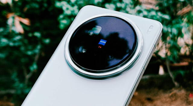 El Vivo X200 Pro 5G es considerado como uno de los teléfonos más potentes y de mejor juego de cámaras ZEISS. Conoce su dicha técnica y precio actualizado en 2025.