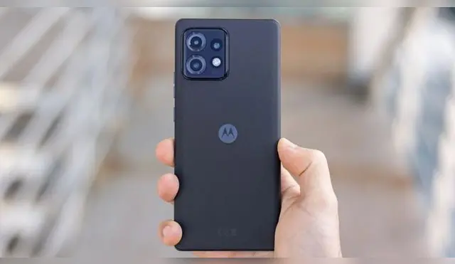 Este celular sobresale de la competencia gracias a su gran rendimiento y pantalla TOP.