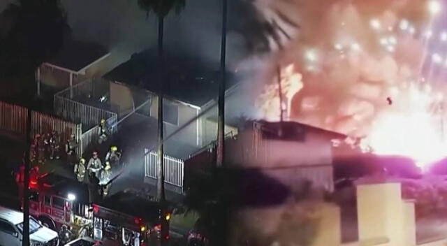 El incendio fue controlado en una hora con la ayuda de más de 130 bomberos.