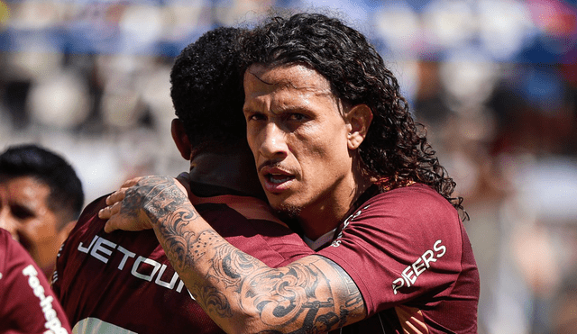 Williams Riveros volvió a las canchas con Universitario tras casi un mes recuperándose de una apendicitis. Williams Riveros volvió a las canchas con Universitario tras casi un mes recuperándose de una apendicitis.