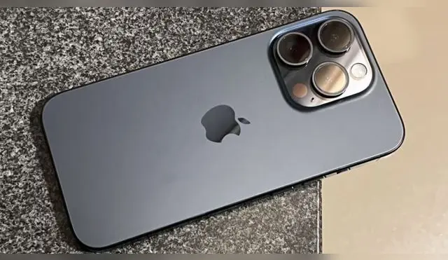 Este teléfono Apple destaca por su tecnología de punta que no ha sido superada.
