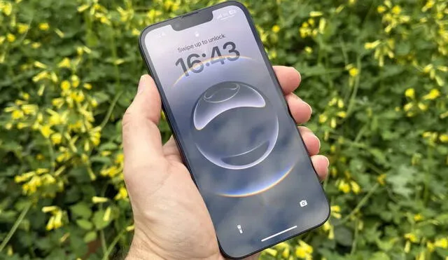 El iPhone 16e es el teléfono más potente y barato de Apple. ¿Vale la pena comprarlo pese a la pronta llegada del iPhone 17?