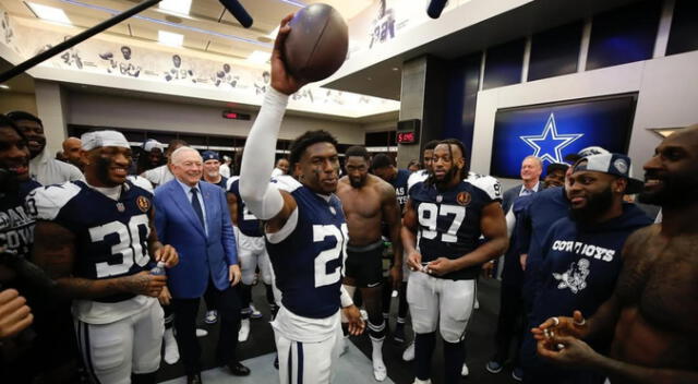 Desde que se estrenó en la NFL, DaRon permaneció fiel a los Cowboys.