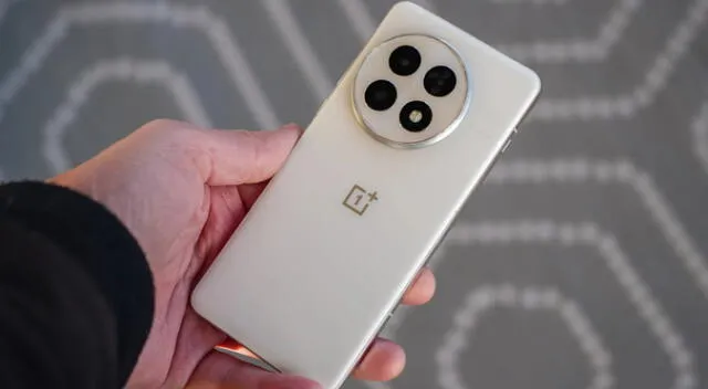 Los teléfonos de Android que postulan a ser superiores al iPhone 17 Pro.