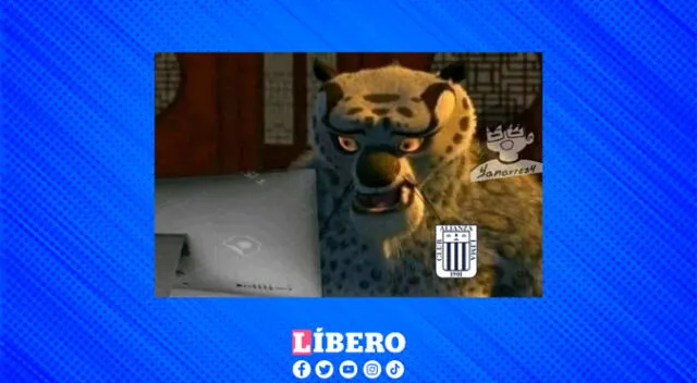 Blanquiazules al conocer que anularon el gol de Gaibor.